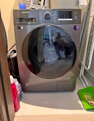 Samsung 2in1 Combo Washerdryer 8_6KG Latest Version With Catalogue Available Like New