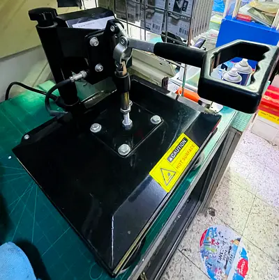 Used Clamshell Heat Press Machine - Small Industrial Transfer Press