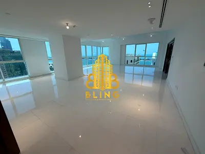 Penthouse | Spacious 5-Bedroom| Corniche| Premium Amenities