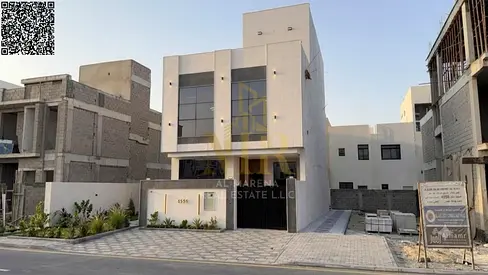 فيلا من المالك مباشر تشطيب شخصي ع  شارع رئيسي قريب جميع الخدمات تملك حر لجميع الجنسيات  في أرقي مناطق عجمان..
