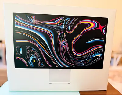 APPLE STUDIO DISPLAY - 27 INCH