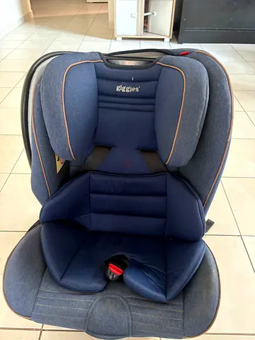 Giggles car seat