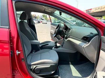 2020 Hyundai ELANTRA 照片 8
