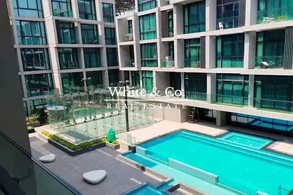 LARGE LAYOUT | POOL VIEW | CHILLER FREE