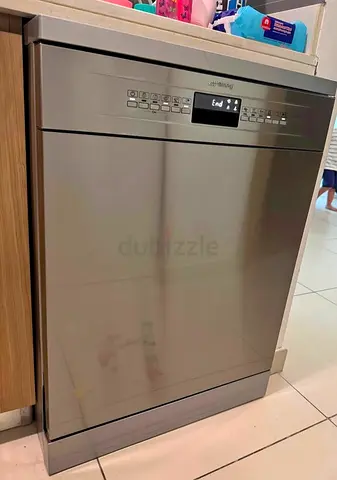 Smeg Dishwasher Three rack latest version