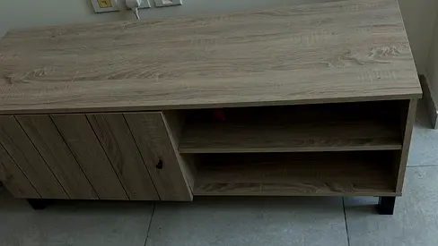 Modern Wood TV Stand / Entertainment Unit with Storage