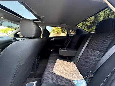 2019 Nissan SENTRA — миниатюра 8