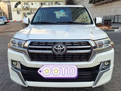 Toyota Land Cruiser VXR 2014 GCC Specs