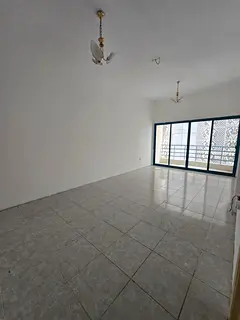 Al Qasba (Al Majaz 3) 3 very spacious bedrooms, 4 bathrooms, and a maid's room with a bathroom.