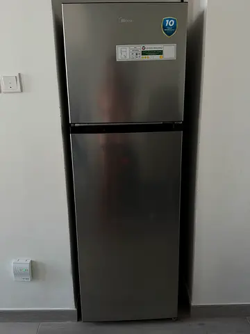 Refrigerator Midea