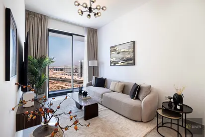 UNFURNISHED | SPACIOUS | ELEGANT