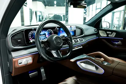 2025 Mercedes-BENZ GLS — миниатюра 6