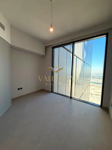 Best Value 1BR | City View | Huge Balcony