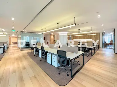 Community Expert | Fitted Office | Luxury Turnkey