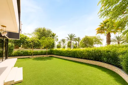 5 Bed Well Maintained | Semi Upgraded | Golf View