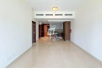Canal View | Prime Location | Luxury Living