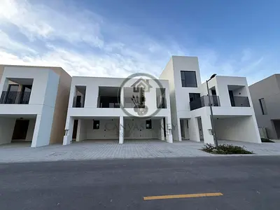 POOL VIEW | NEAR AMENITIES | SPACIOUS LAYOUT