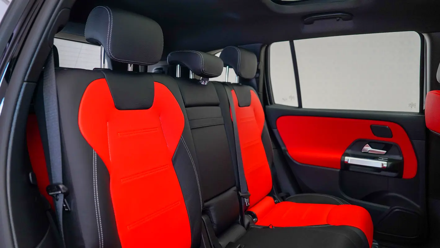 Mercedes-Benz GLB-Class 2025