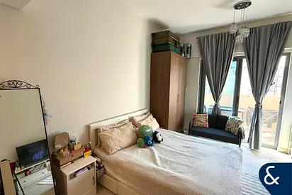Furnished | Spacious Studio | Vacant | 1 Bath
