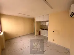 First-time occupancy studio apartment in Al Shuweiheen, newly renovated. Excellent space, prime loca
