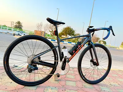Gravel/Road bike