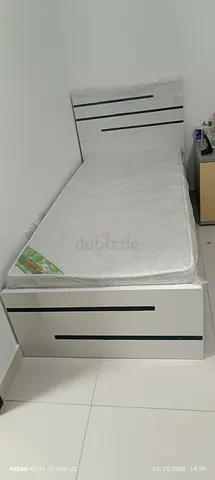 Single 90x190 size mdf wood bed with mattres brand new available