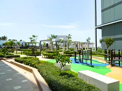 LUXURY 1 BEDROOM || HIGH FLOOR II CREEK VIEW