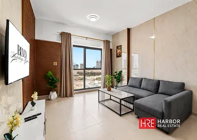 Move-in Ready | Spacious | Upgraded | Furnished