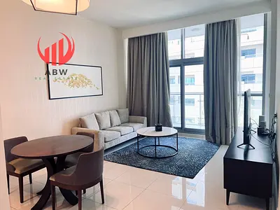 Stunning Apartment| Luxury Furniture| Large Layout
