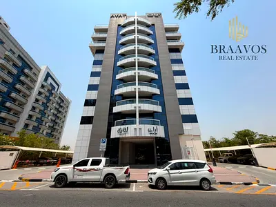 VACANT | FURNISHED | W/ BALCONY