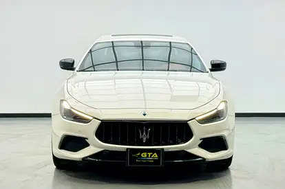 2023 Maserati GHIBLI photo 2