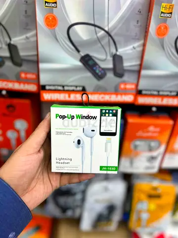 iPhone Lightning Wired Earphones with Mic | Pop-Up Window | Brand New | JH-103D