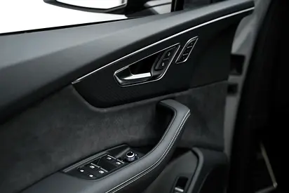 2025 AUDI SQ7 照片 14