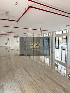 New Showroom for Annual Rent in Al Jurf Industrial Area 3 – A Unique Investment Opportunity ✨