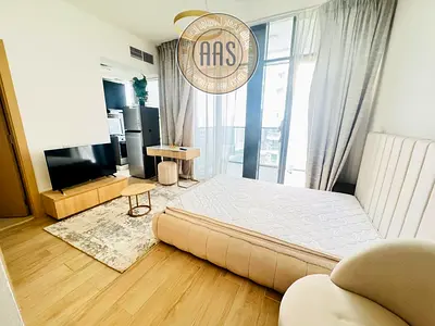 Furnished Studio | Regina Tower | City & Park Views