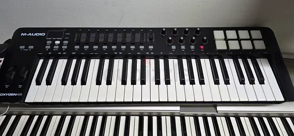 Maudio midi keyboard