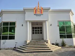 6 Bed room 4 Master room 2 Hall Majlis big yard gardan Maids room wachman room 8 washroom, 2 Bed roo