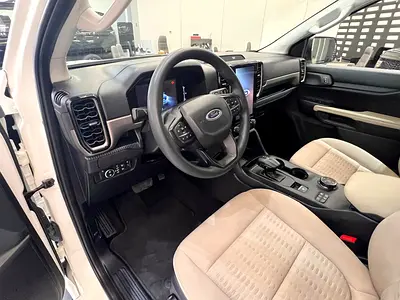 صورة 11 لـ 2024 FORD EVEREST