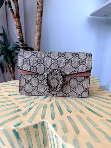 Gucci GG Supreme Small Dionysus Shoulder Bag