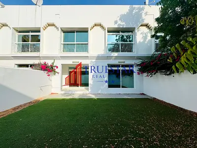 Private Garden 3BR+Maids Townhouse Style Villa