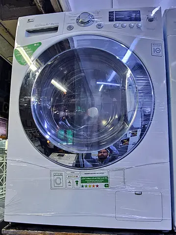 Front Load Washing Machine - 8kg, In Good Condition