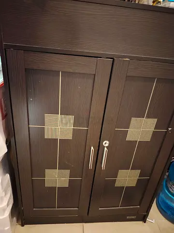 Dark Wood 2-Door Shoe Rack with top Drawer very Good Condition