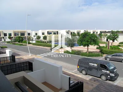 Luxury 3BHK Duplex Villa Vacant Now