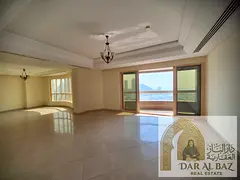 3-bedroom apartment with a living room for annual rent, licensed as a 3-unit property, with a sea vi
