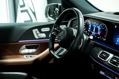2025 Mercedes-BENZ GLS — миниатюра 9