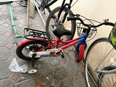 Kids 12-inch Bicycle with Training Wheels – Good Condition