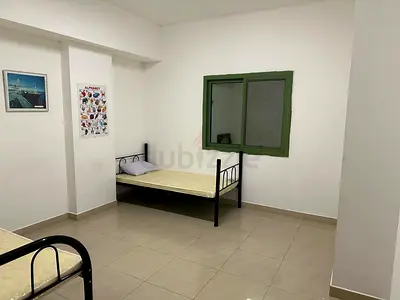 Room for rent in single person