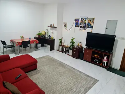Furnished bed space for Keralite executive ladies