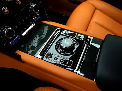 2022 ROLLS-ROYCE CULLINAN — миниатюра 13