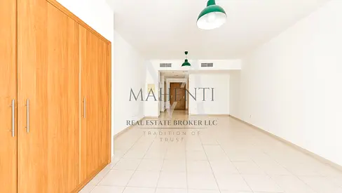 Large Studio with Balcony | Chiller Free | Pets Friendly